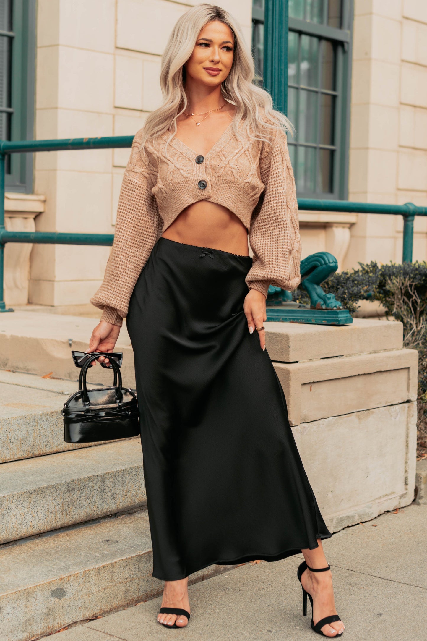 True Escapism Cropped Cable Knit Cardigan (Taupe)