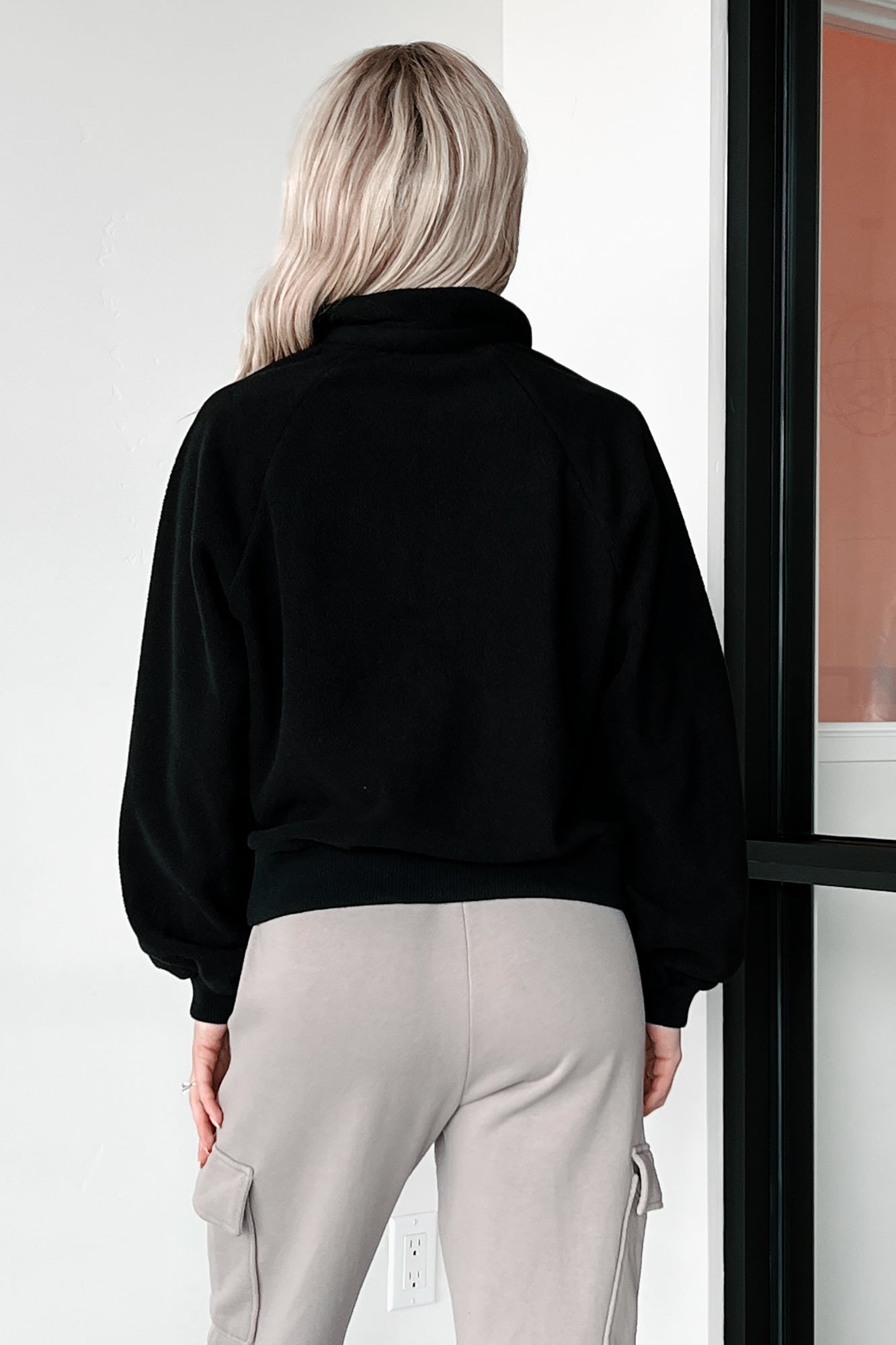 Working Remotely Fleece Pullover Top (Black)